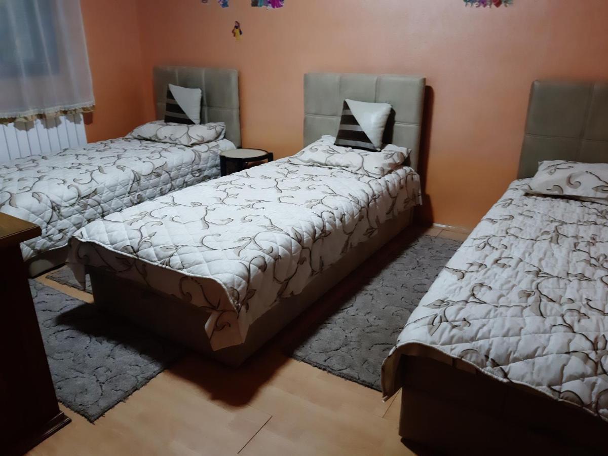 Vila Mir Pirot Esterno foto