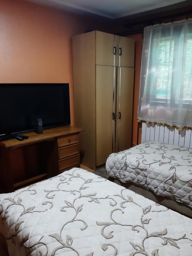 Vila Mir Pirot Esterno foto