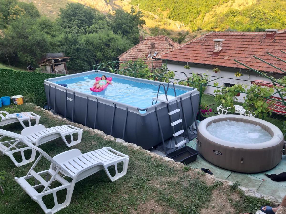 Vila Mir Pirot Esterno foto